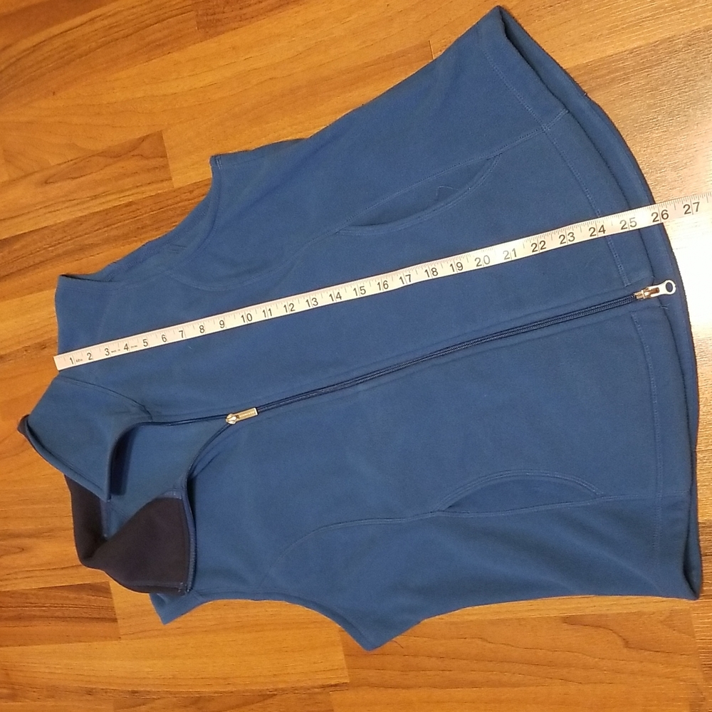 3/$15 or 5/$25 Lands' End Blue Soft Lightweight Fleece Vest Navy Collar Medium - Picture 7 of 8